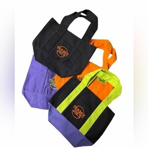 Trader Joe’s set of 4 Halloween release sold out mini tote bags